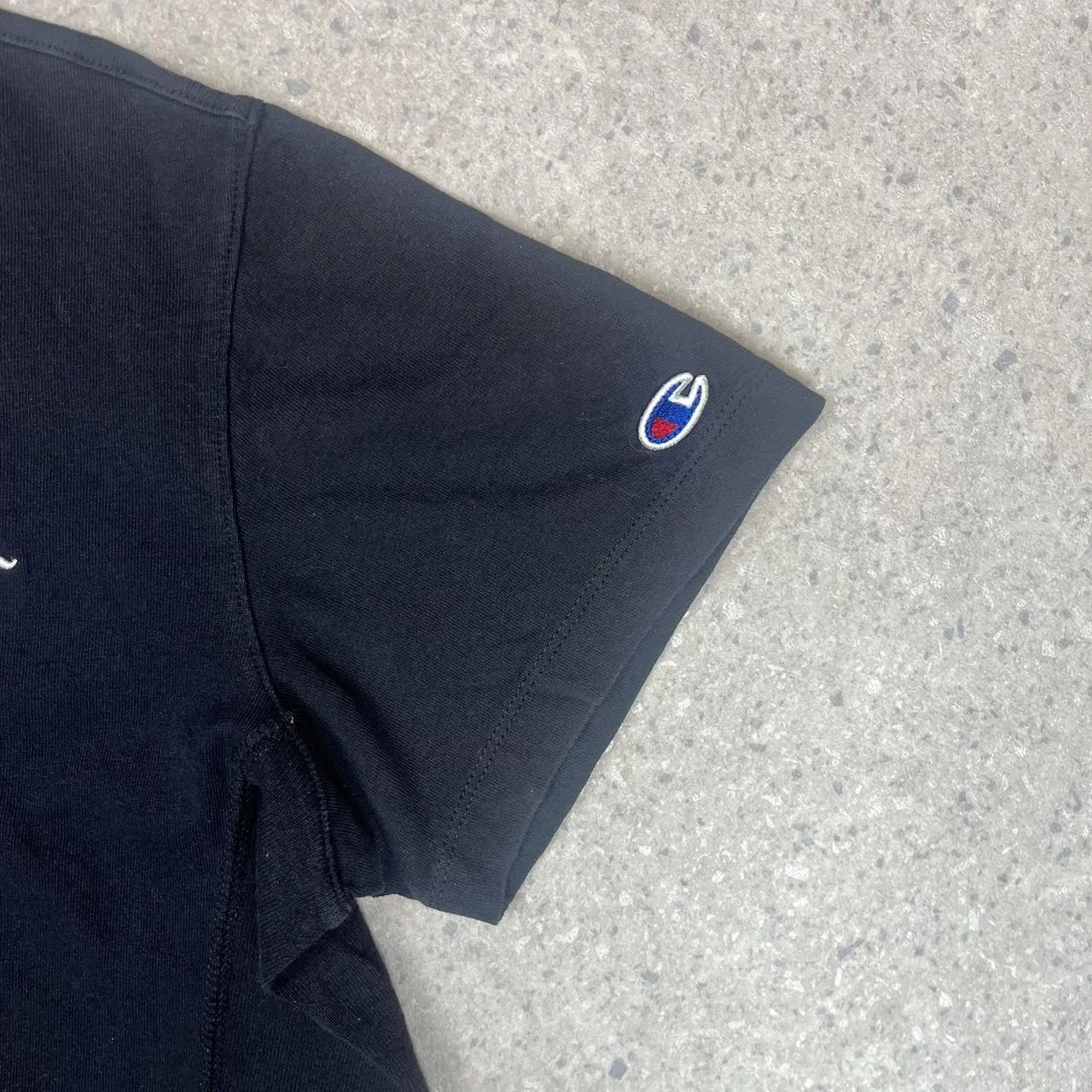 Champion black t-shirt S