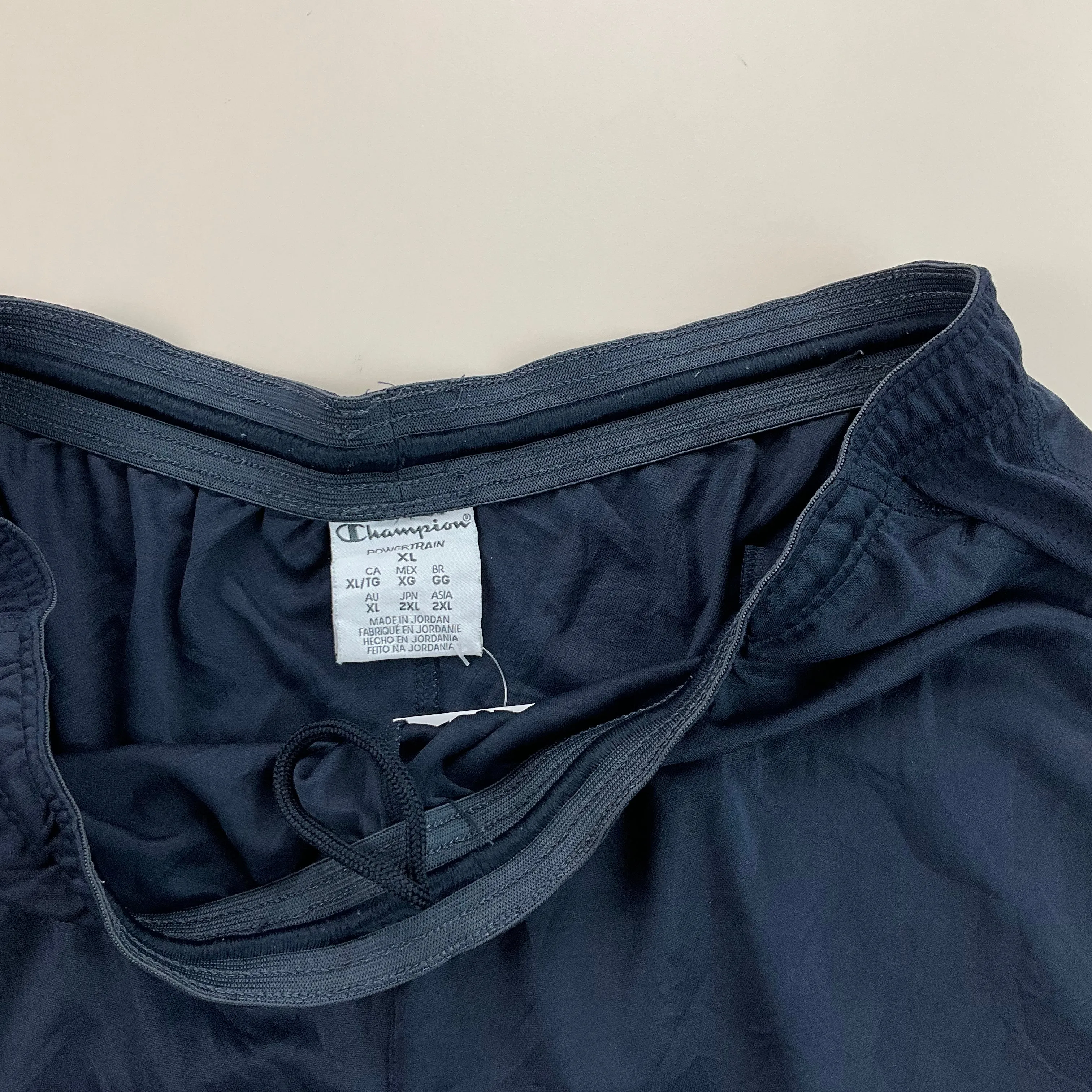 Champion Shorts - XL