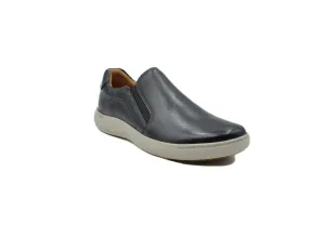 CLARKS Nalle Stride