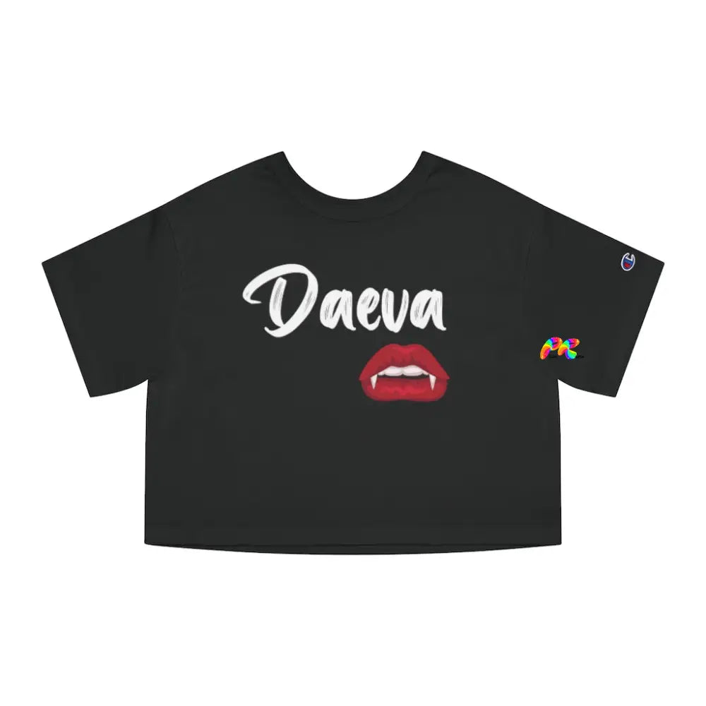 Daeva With Vampire Teeth Champion Cropped T-Shirt