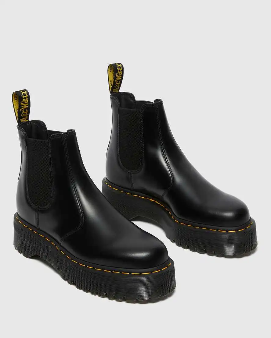 Dr. Martens UNISEX 2976 QUAD BLACK POLISHED SMOOTH CHELSEA BOOTS (Black)