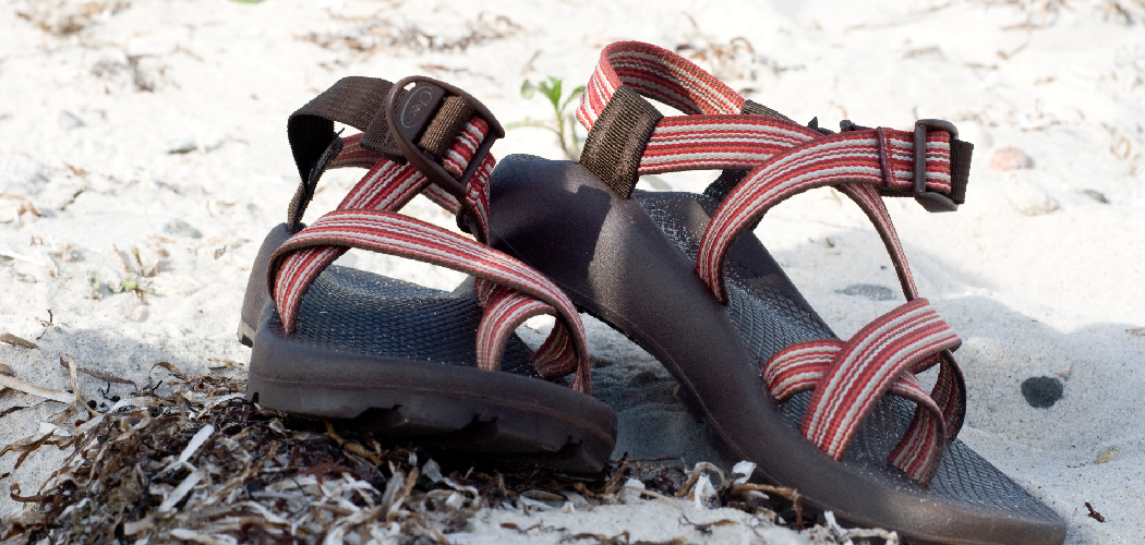 How to Adjust Chacos with 3 Straps