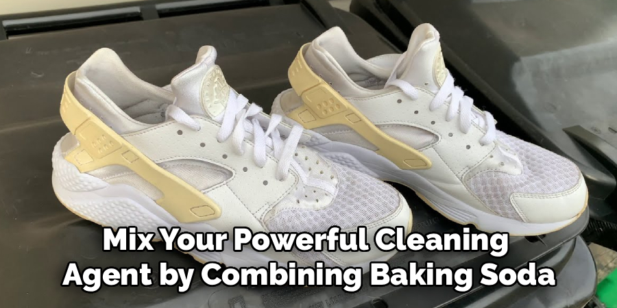 Mix Your Powerful Cleaning 
Agent by Combining Baking Soda